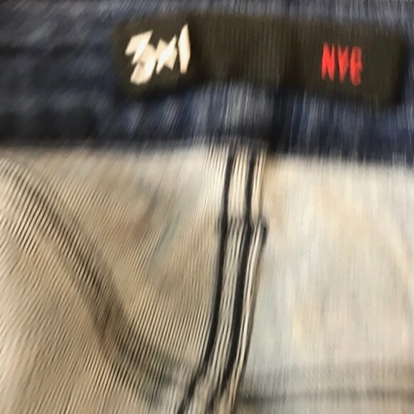 3X1 NYC  High Waisted 5 Pocket Zip Up Raw Hem Jeans Size 24 - Picture 9 of 10